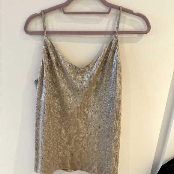 LOFT Tops - Loft gold tank, new with tags.